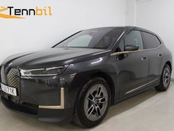 Grå Begagnad 2022 BMW iX Comfort Edition SUV | 419 900 kr (Bra pris)