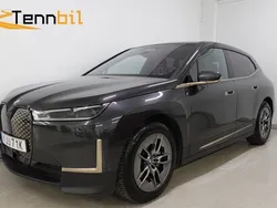 Grå Begagnad 2022 BMW iX Comfort Edition SUV | 434 900 kr (Bra pris)