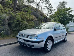 Silver Begagnad 2003 VW Golf IV Basis Halvkombi | 26 500 kr (Marknadspris)