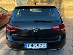 Svart Begagnad 2019 VW Golf VII IQ Drive Halvkombi | 185 000 kr (Marknadspris)