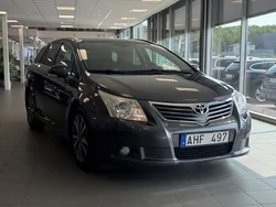 Mörkgrå (grå) Begagnad 2011 Toyota Avensis Multidrive S Kombi | 79 900 kr (Superpris)