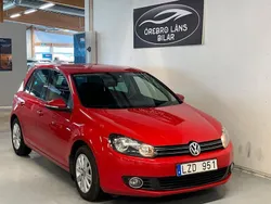 Röd Begagnad 2012 VW Golf VII Halvkombi | 94 900 kr (Marknadspris)