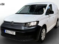 Vit (candyvit) Begagnad 2023 VW Caddy Minibuss | 339 900 kr (Marknadspris)