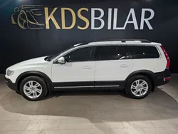 Vit Begagnad 2015 Volvo XC70 Momentum SUV | 239 500 kr (Dyr)