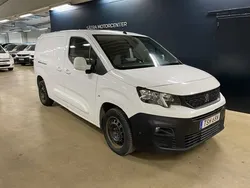 Vit Begagnad 2019 Peugeot Partner Minibuss | 189 900 kr (Lite dyr)