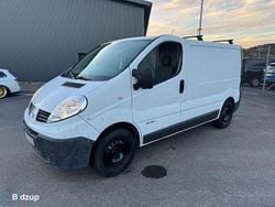 Vit Begagnad 2011 Renault Trafic Van | 1 000 kr
