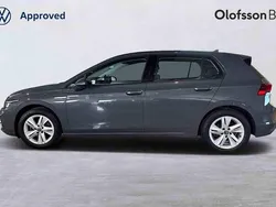 Grå Begagnad 2020 VW Golf VII Edition Halvkombi | 194 900 kr (Marknadspris)