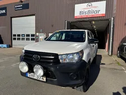 Vit Begagnad 2016 Toyota HiLux Pickup | 157 500 kr
