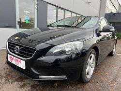 Svart Begagnad 2015 Volvo V40 Halvkombi | 117 999 kr (Bra pris)