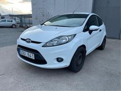 Vit Begagnad 2011 Ford Fiesta Halvkombi | 37 000 kr (Bra pris)