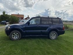 Blå Begagnad 2004 Mitsubishi Pajero SUV | 35 000 kr