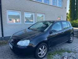 Svart Begagnad 2008 VW Golf Trendline Halvkombi | 22 000 kr (Bra pris)