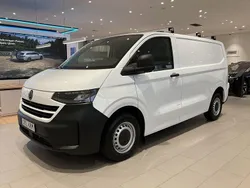 Vit (clear white) Ny 2025 VW T6.1 Van | 590 375 kr (Marknadspris)