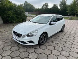 Vit Begagnad 2012 Volvo V60 R-Design Kombi | 119 000 kr (Marknadspris)