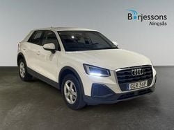 Vit Begagnad 2023 Audi Q2 Proline SUV | 268 000 kr (Marknadspris)