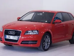 Röd Begagnad 2011 Audi A3 Sportback Attraction Halvkombi | 89 999 kr (Marknadspris)