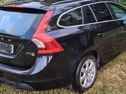Svart Begagnad 2012 Volvo V60 Momentum Kombi | 78 000 kr (Bra pris)