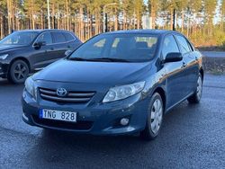 Mörkblå Begagnad 2008 Toyota Corolla Sedan | 89 900 kr (Lite dyr)