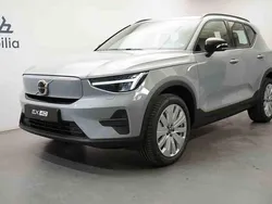 Grå Ny 2025 Volvo EX40 Single Motor Extended Range SUV | 549 900 kr