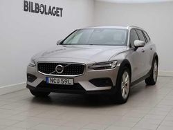 Begagnad 2024 Volvo V60 CC Kombi | 404 800 kr (Marknadspris)