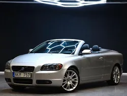 Ljusgrå (grå) Begagnad 2007 Volvo C70 Performance Cab | 119 900 kr (Marknadspris)