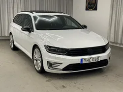 Vit Begagnad 2017 VW Passat GTE Kombi | 149 900 kr (Dyr)