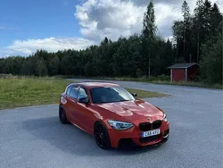 Orange Begagnad 2015 BMW M135 M Performance Halvkombi | 260 000 kr (Marknadspris)
