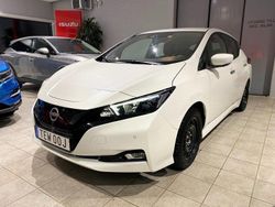 Vit Begagnad 2022 Nissan Leaf Acenta Halvkombi | 190 000 kr (Marknadspris)