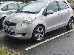 Silver Begagnad 2007 Toyota Yaris Halvkombi | 39 000 kr (Marknadspris)