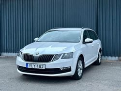 Vit Begagnad 2018 Skoda Octavia G-TEC Kombi | 159 000 kr