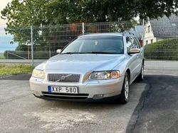 Ljusgrå Begagnad 2006 Volvo V70 Dynamic Kombi | 29 000 kr (Marknadspris)