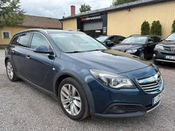 Mörkblå (blå) Begagnad 2014 Opel Insignia Country Tourer Kombi | 79 900 kr (Superpris)