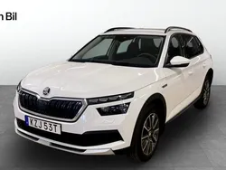 Vit Begagnad 2023 Skoda Kamiq ScoutLine SUV | 249 900 kr (Marknadspris)
