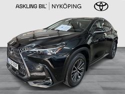 Svart Begagnad 2022 Lexus NX350h Business Edition SUV | 479 000 kr (Marknadspris)