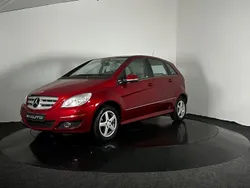 Röd Begagnad 2008 Mercedes B170 Minibuss | 53 900 kr (Marknadspris)