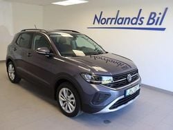 Grå (smokey grey metallic) Ny 2025 VW T-Cross Life SUV | 319 000 kr (Dyr)