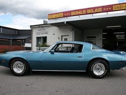 Blå Begagnad 1975 Pontiac Firebird | 199 000 kr