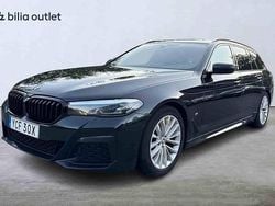 Svart Begagnad 2022 BMW 520 Kombi | 329 900 kr (Bra pris)