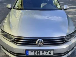 Silver Begagnad 2015 VW Passat Kombi | 120 000 kr (Bra pris)