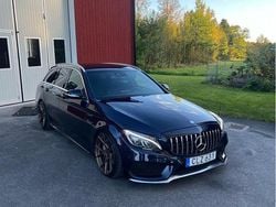 Blå Begagnad 2015 Mercedes C250 AMG Kombi | 189 000 kr (Marknadspris)