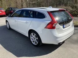 Vit Begagnad 2015 Volvo V60 Momentum Kombi | 115 000 kr (Bra pris)