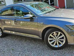 Grå Begagnad 2017 VW Passat GTE Sedan | 160 000 kr (Marknadspris)