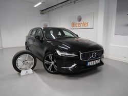 Svart Begagnad 2021 Volvo V60 Inscription Kombi | 349 900 kr (Marknadspris)