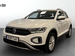 Vit Begagnad 2022 VW T-Roc Pro SUV | 269 900 kr (Marknadspris)