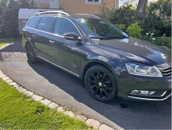 Grå Begagnad 2014 VW Passat Sport Kombi | 79 000 kr (Marknadspris)