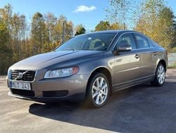 Grå Begagnad 2008 Volvo S80 Kinetic Sedan | 54 900 kr (Marknadspris)
