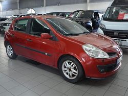 Röd Begagnad 2006 Renault Clio R.S. Halvkombi | 24 900 kr (Bra pris)