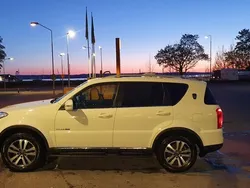 Vit Begagnad 2015 Ssangyong Rexton SUV | 145 000 kr