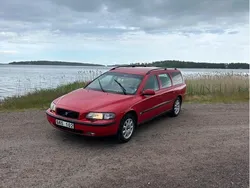 Röd Begagnad 2002 Volvo V70 Kombi | 20 000 kr (Superpris)
