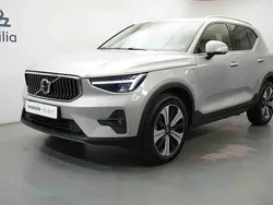 Silver Begagnad 2023 Volvo XC40 SUV | 449 900 kr